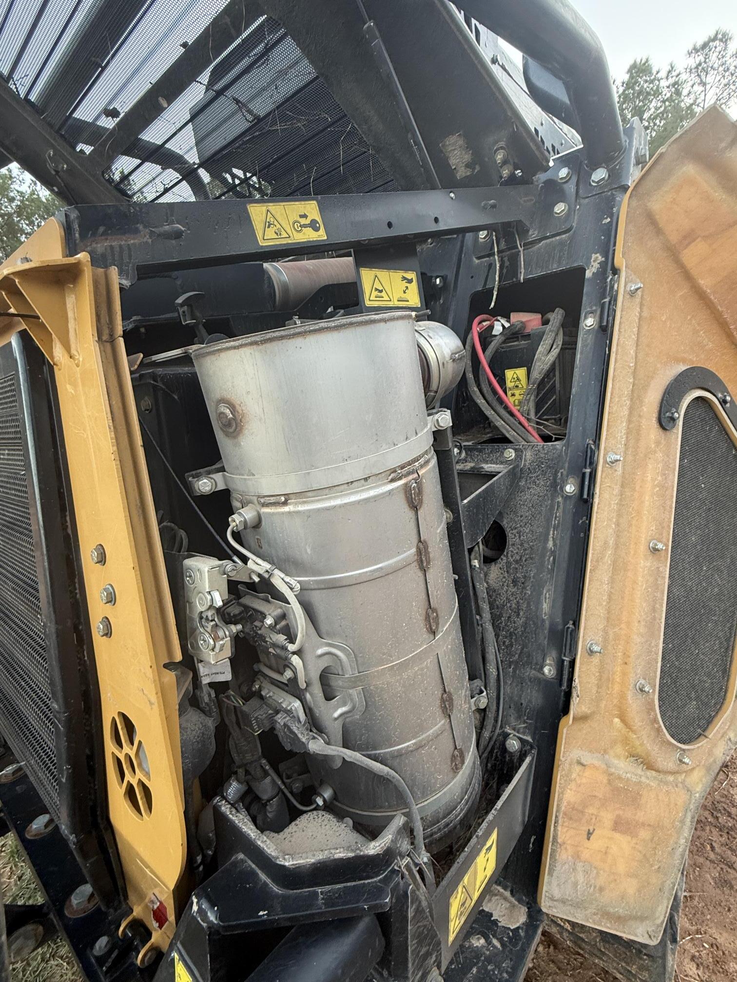 2021 ASV RT 120 - Image 22