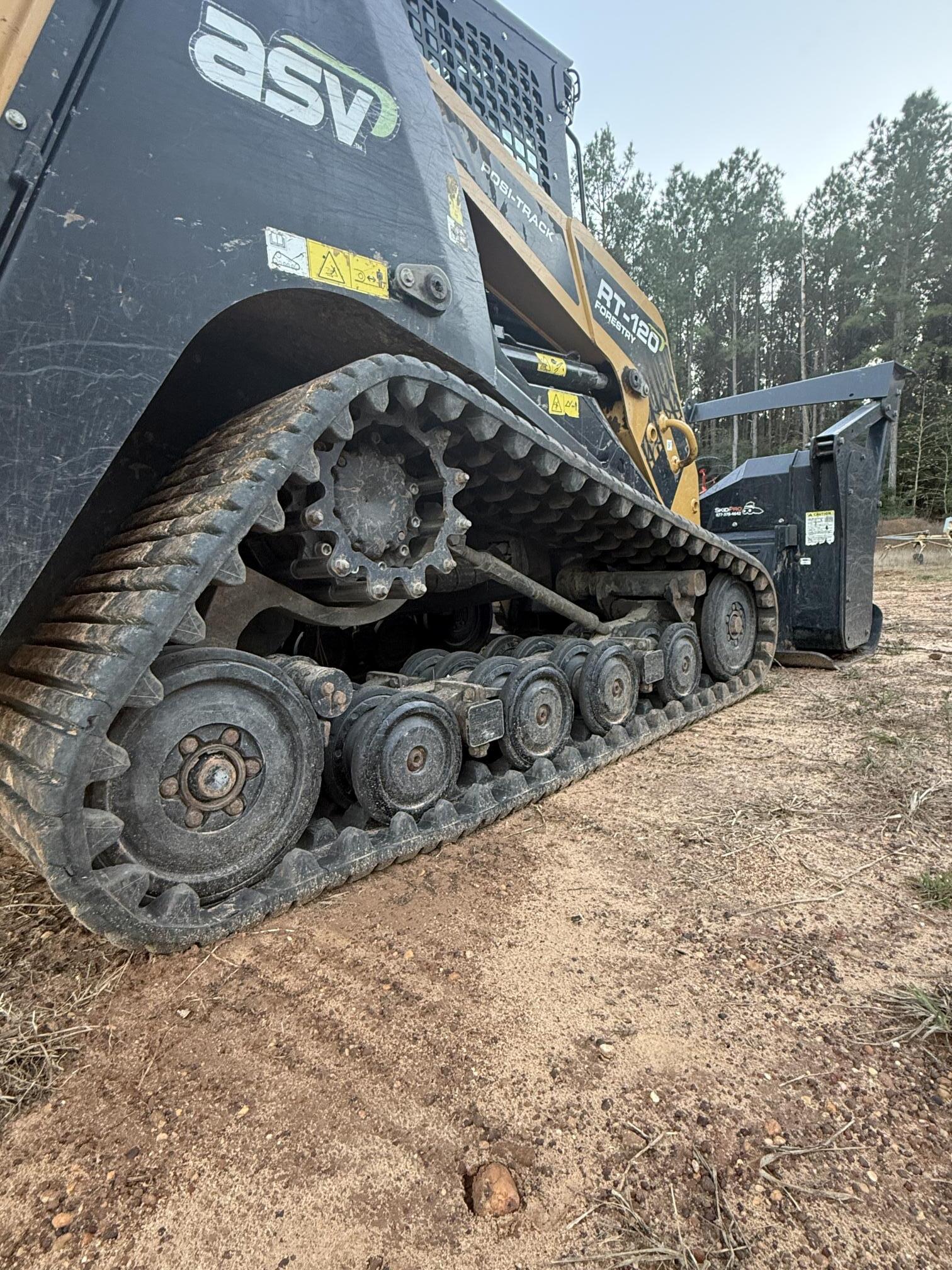 2021 ASV RT 120 - Image 28