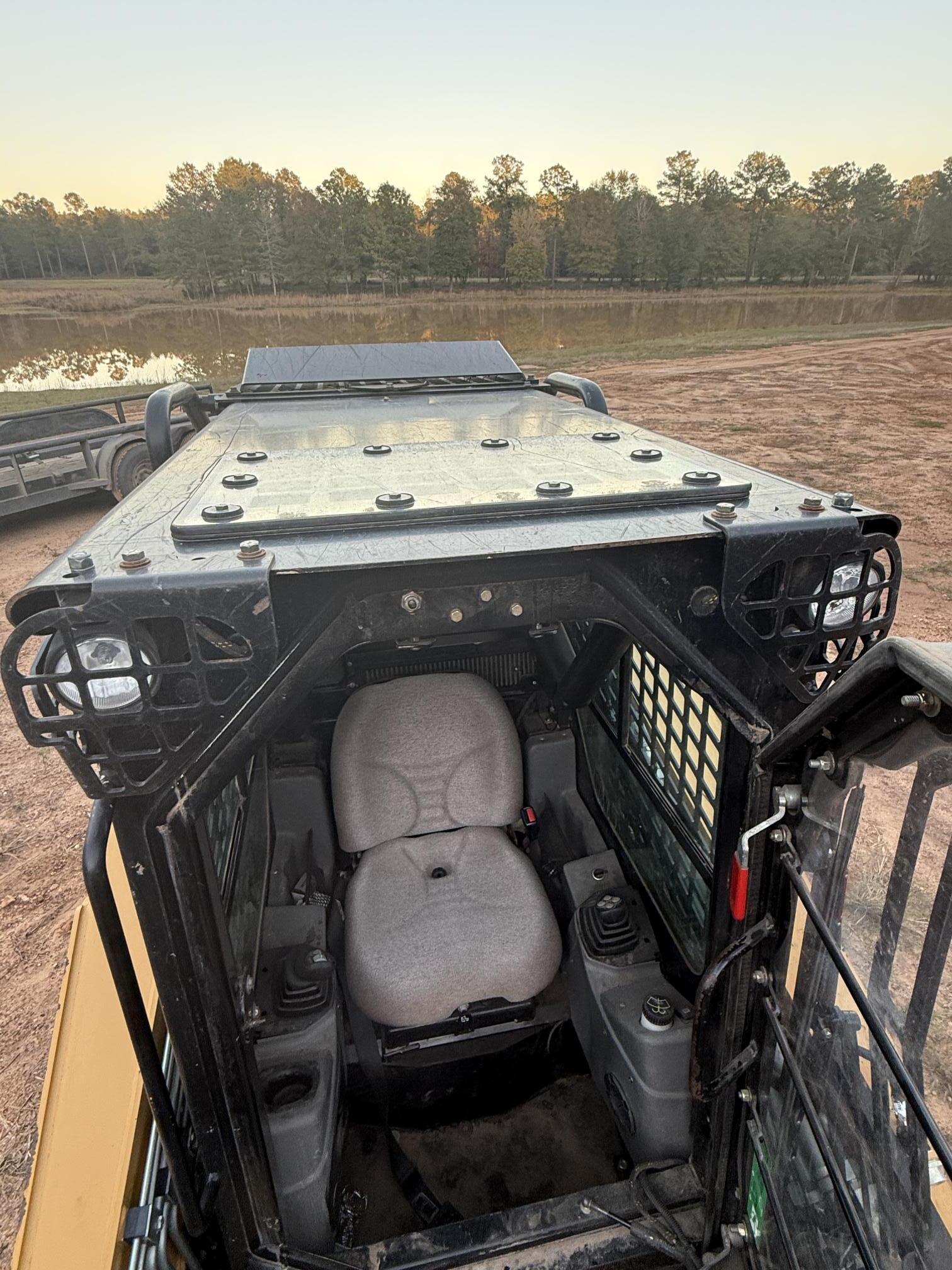 2021 ASV RT 120 - Image 35