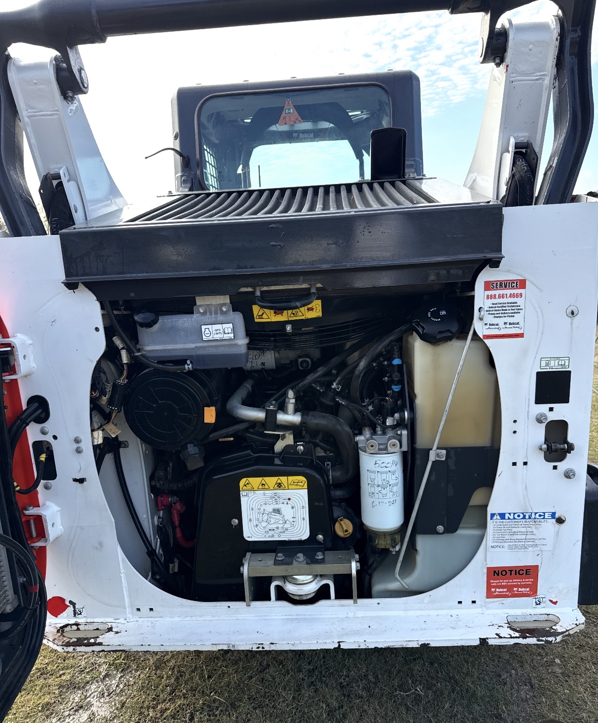 2023 BOBCAT T66 - Image 7