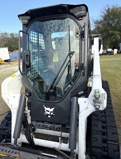 2023 BOBCAT T66 - Image 6