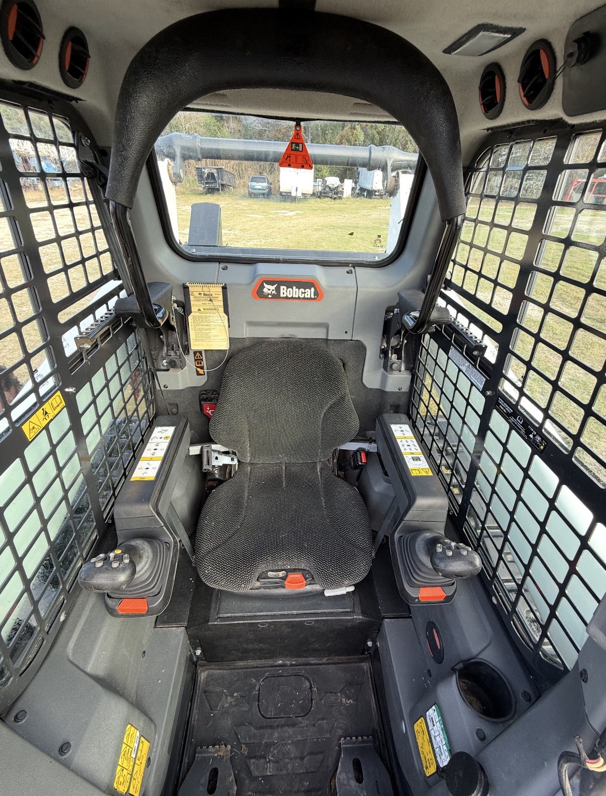 2023 BOBCAT T66 - view 16 of 21