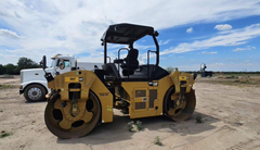 2017 CATERPILLAR CB66B - Image 3