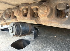 2005 DEERE 200C-LC - Image 22