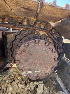 2017 DEERE 210G LC - Image 29