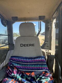 2017 DEERE 210G LC - Image 34