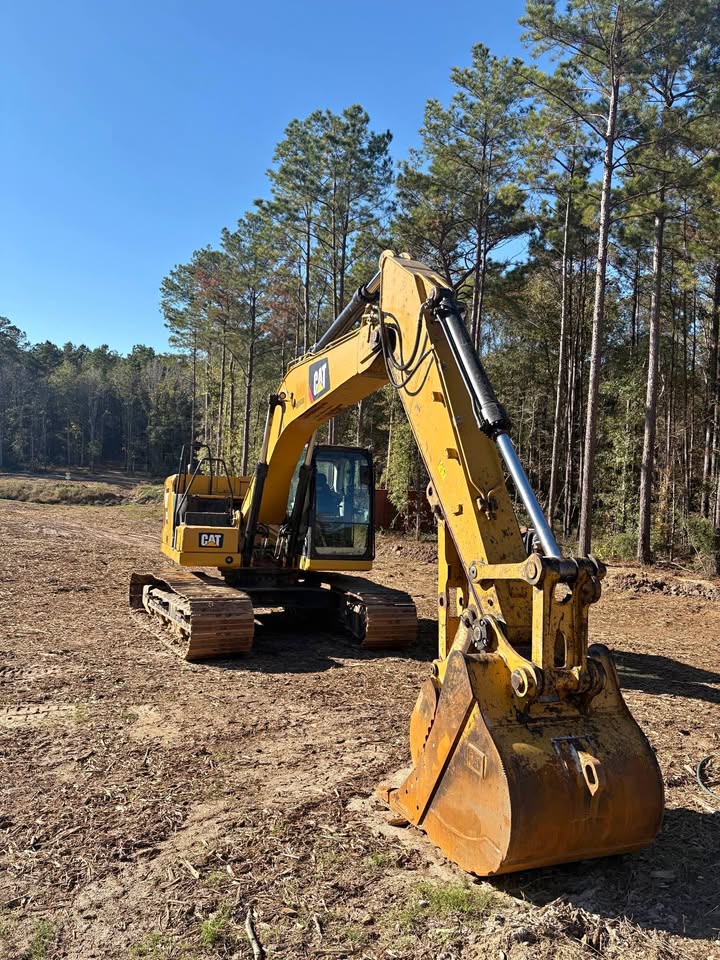 2019 CATERPILLAR 320 - Image 2