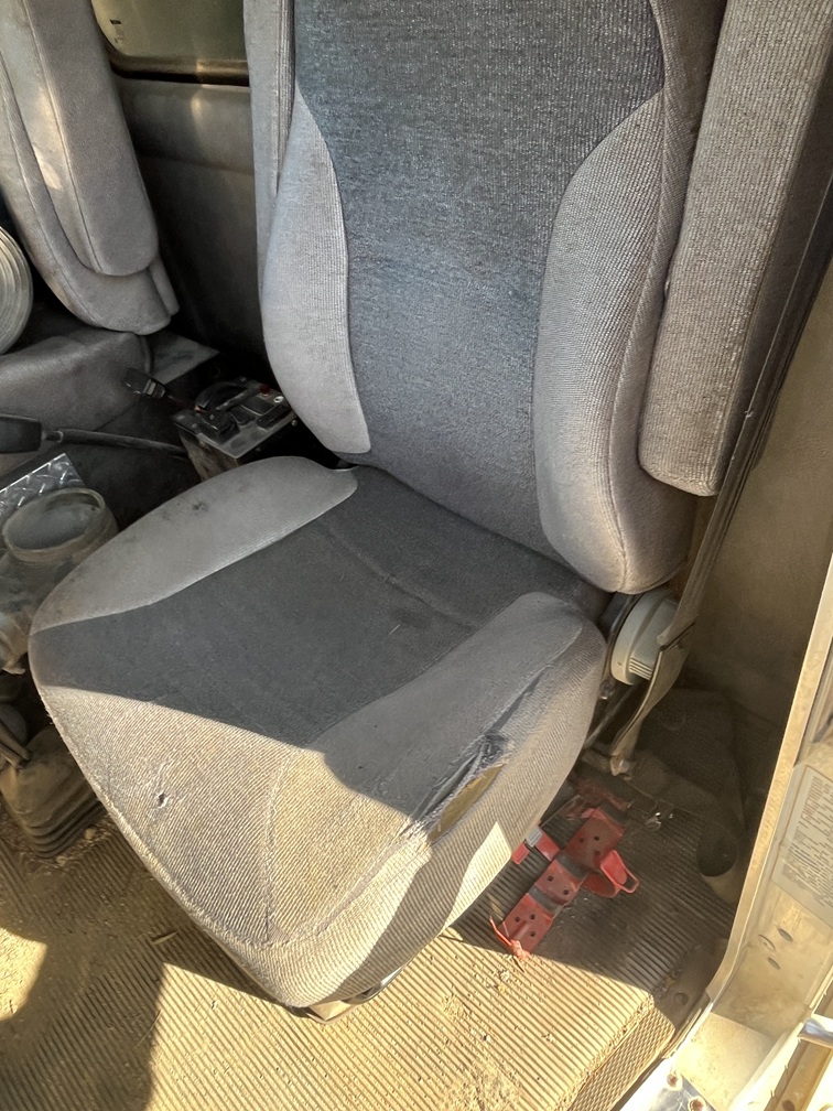 2007 KENWORTH T300 - Image 11