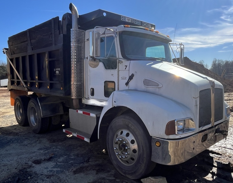 2007 KENWORTH T300