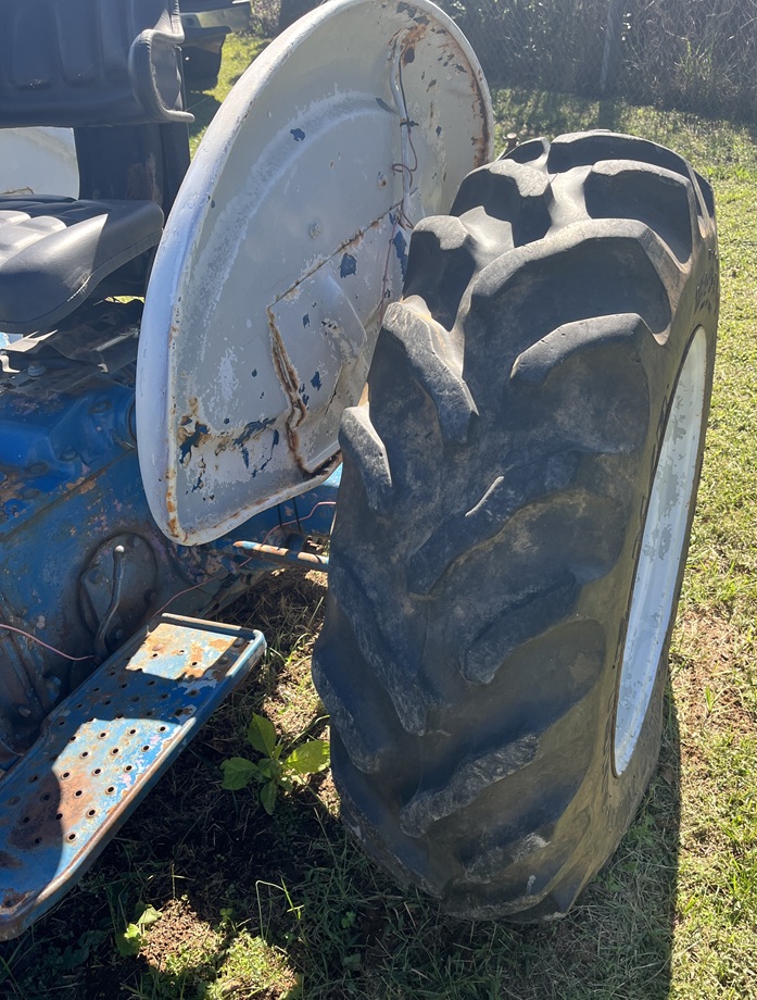 1970 FORD 3000 - view 9 of 14