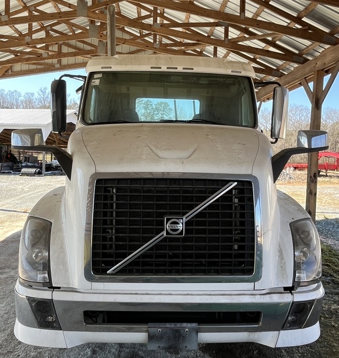 2014 VOLVO - Image 3