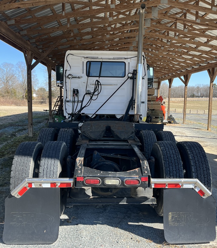 2014 VOLVO - Image 7