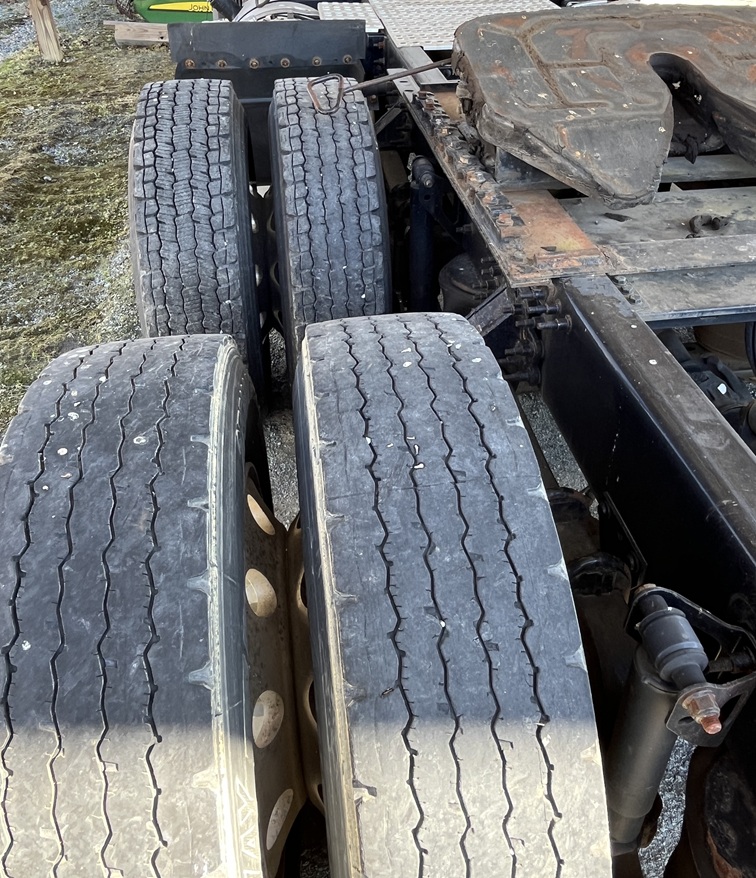 2014 VOLVO - Image 23