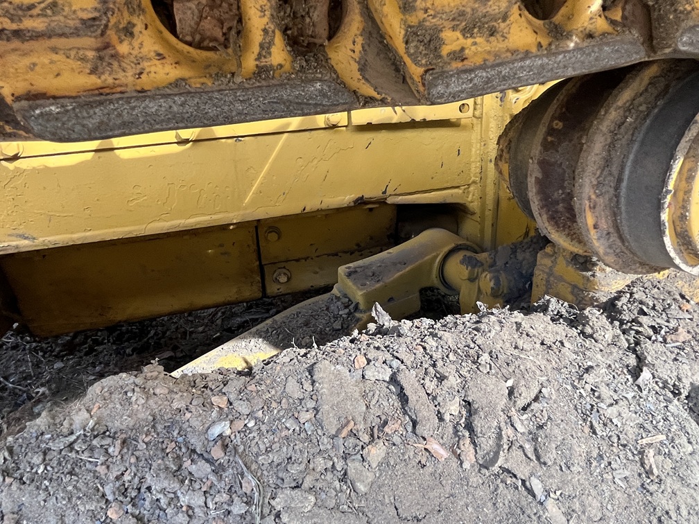 1985 DEERE 750B - view 17 of 34