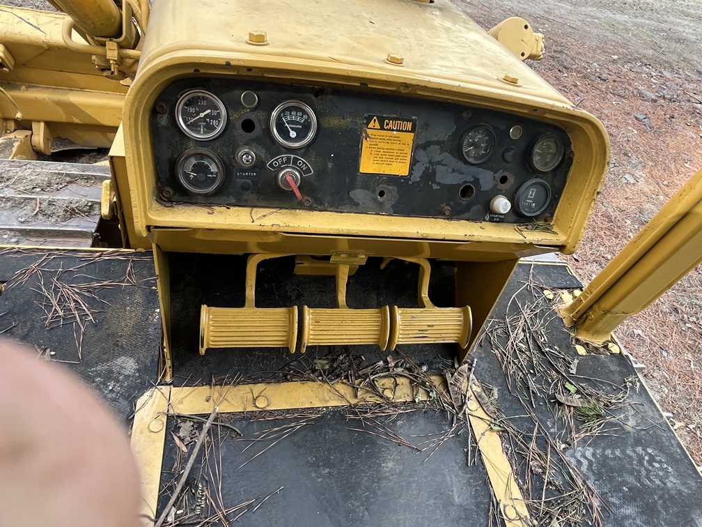 1985 DEERE 750B - view 20 of 34