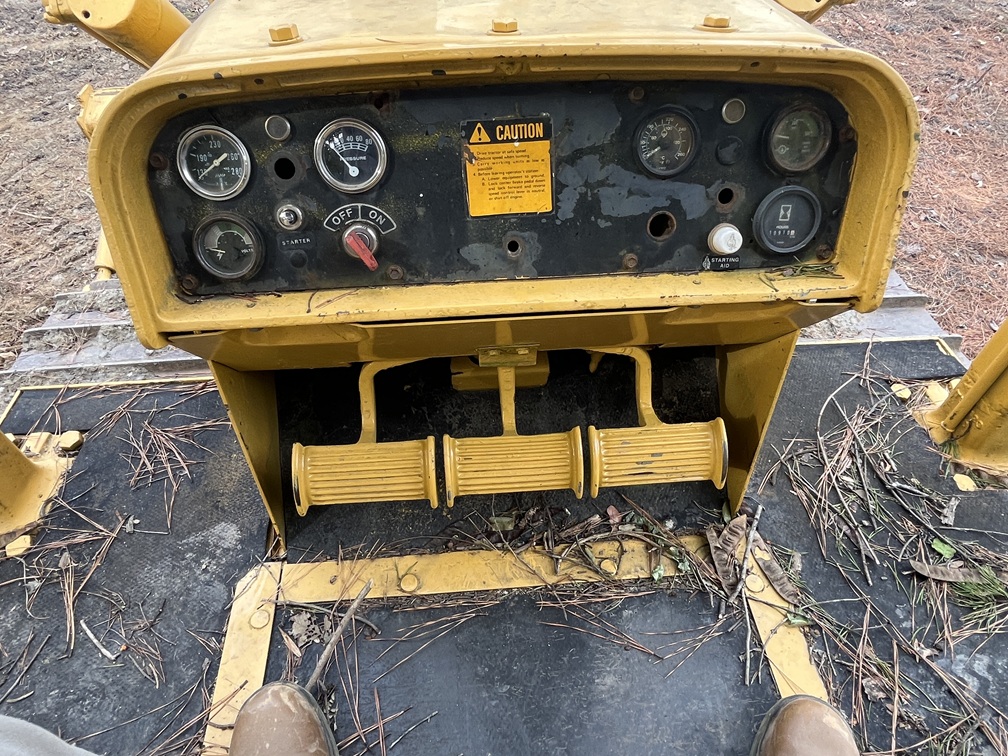 1985 DEERE 750B - Image 22