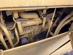 1985 DEERE 750B - Image 28