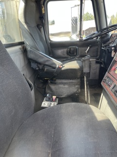 1999 MACK CH-613 - Image 12