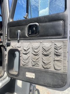 1999 MACK CH-613 - Image 13