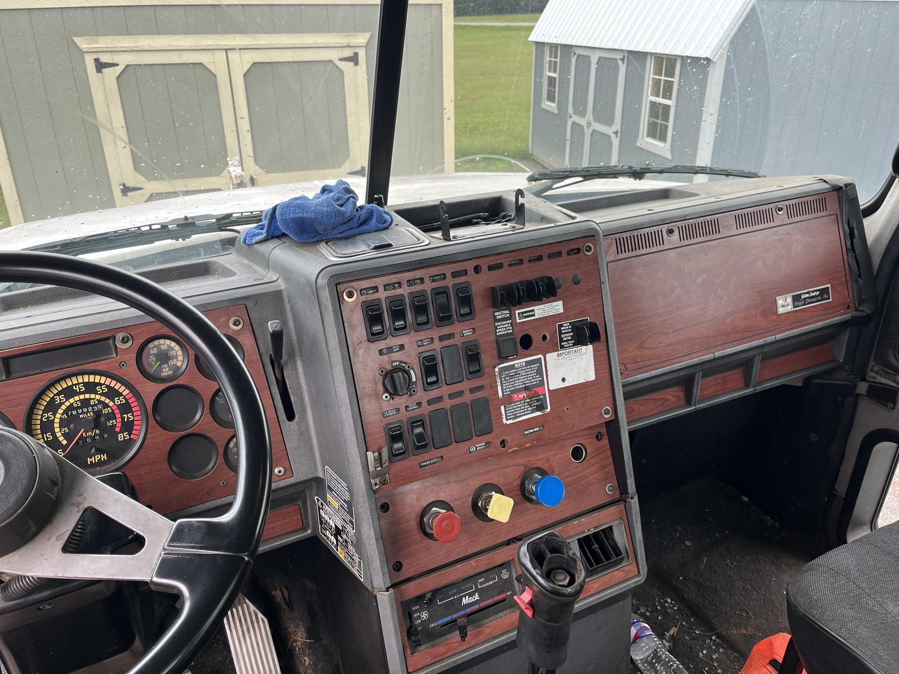 1999 MACK CH-613 - Image 15