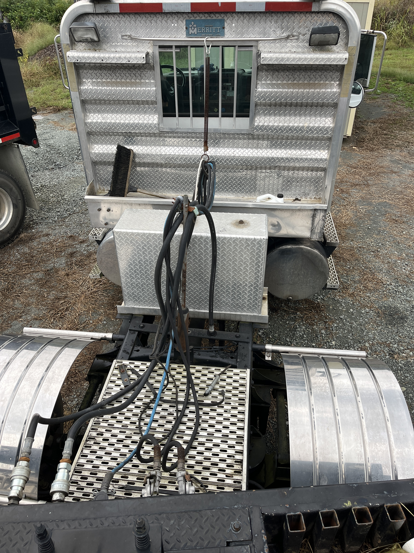 1999 MACK CH-613 - view 3 of 34