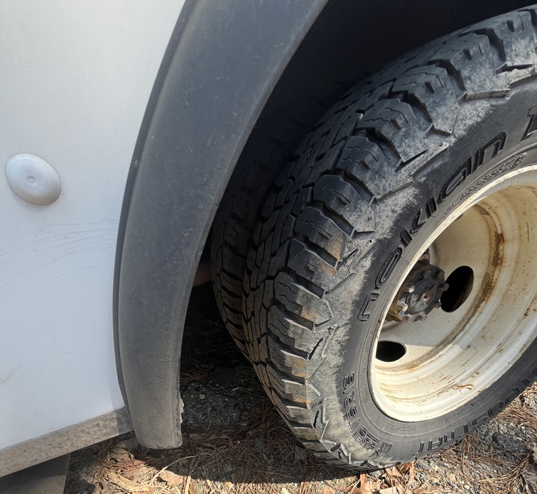 2019 FORD E-450 - view 12 of 15