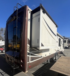 2017 AB BigHorn - Image 6