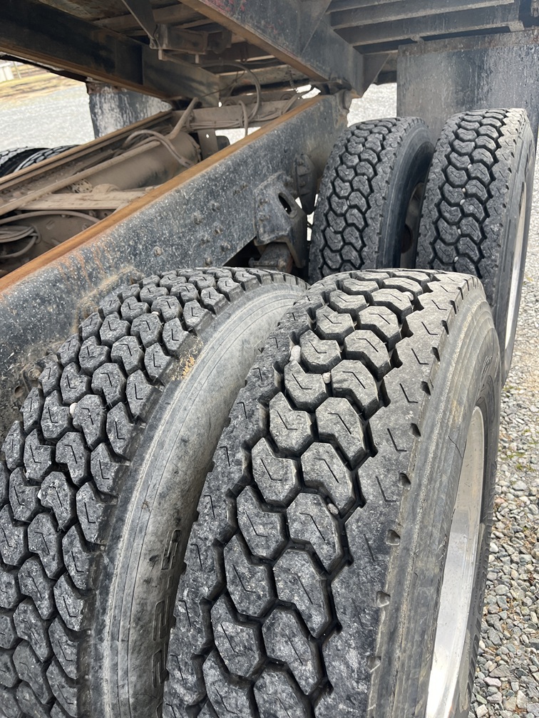 1998 GMC C8500 - view 16 of 19