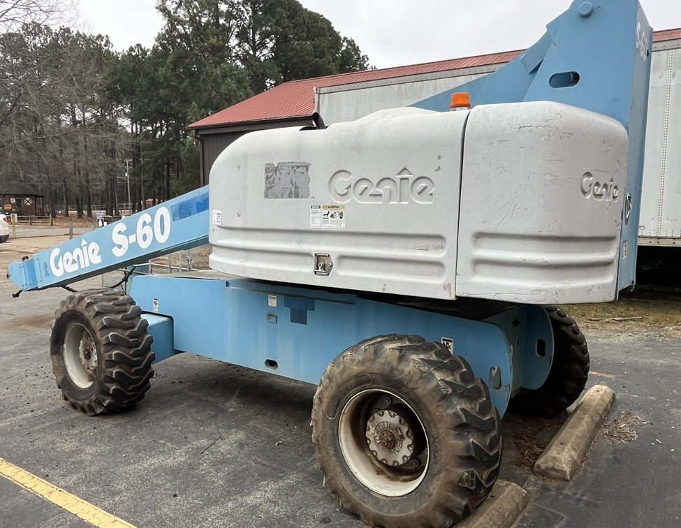 2000 GENIE S60-3010 - Image 4