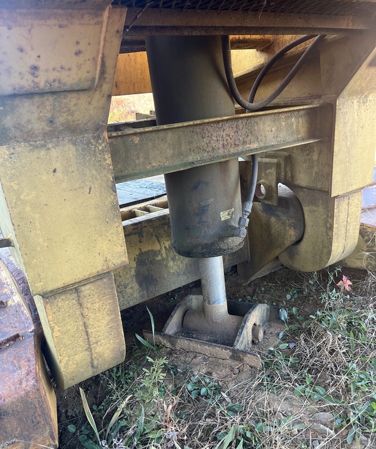 2003 WITZCO Challenger - Image 4