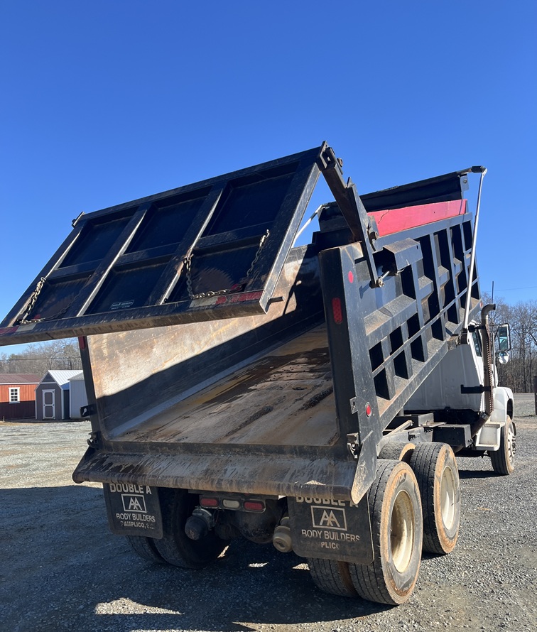 1993 FORD l-9000 - view 9 of 22