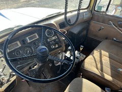 1993 FORD l-9000 - Image 17