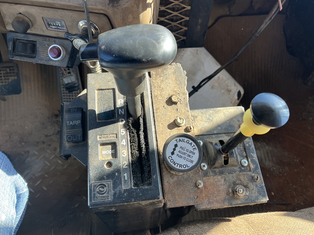 1993 FORD l-9000 - Image 19