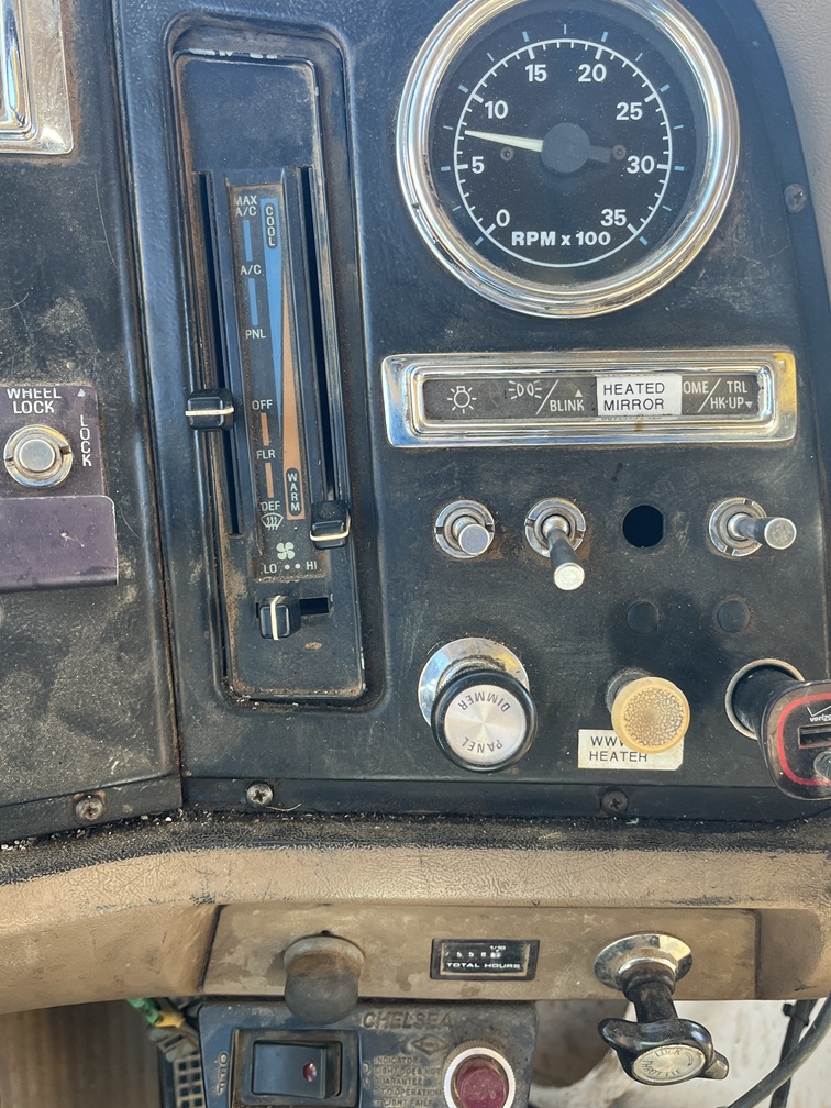 1993 FORD l-9000 - Image 21