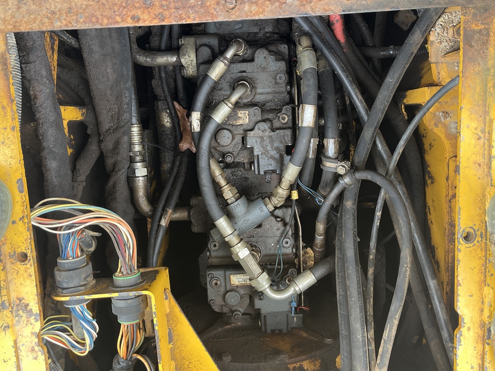 1996 DEERE 700H LGP - view 15 of 24