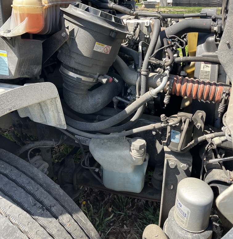 2023 FREIGHTLINER M2 - view 10 of 17