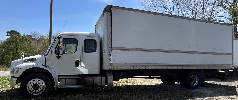 2023 FREIGHTLINER M2 - view 1 of 17