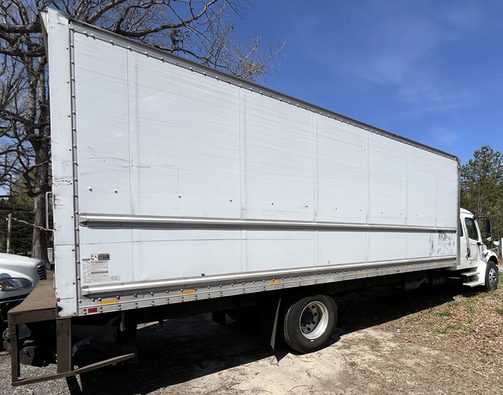 2023 FREIGHTLINER M2 - view 5 of 17