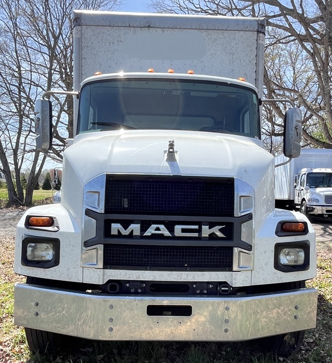 2024 MACK - view 3 of 19