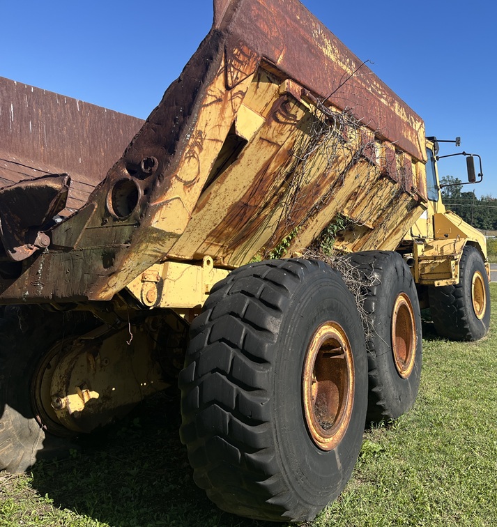 1985 MOXY 6200 - view 8 of 16