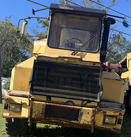 1985 MOXY 6200 - view 3 of 16