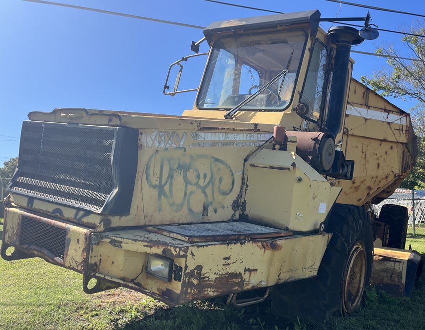 1985 MOXY 6200 - view 4 of 16