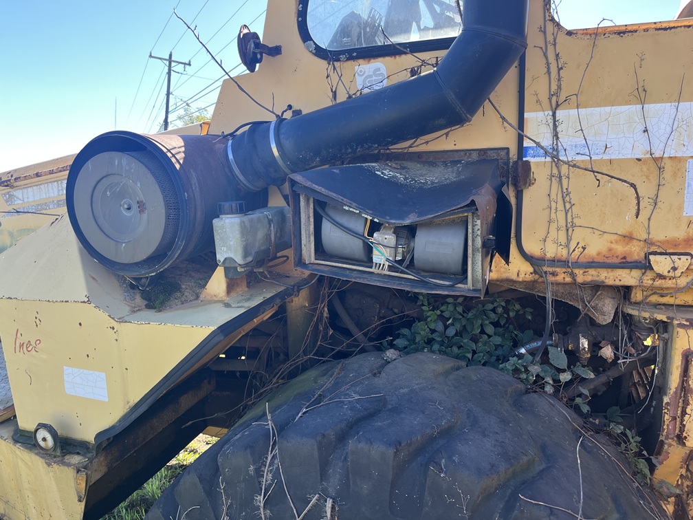 1985 MOXY 6200 - view 13 of 16