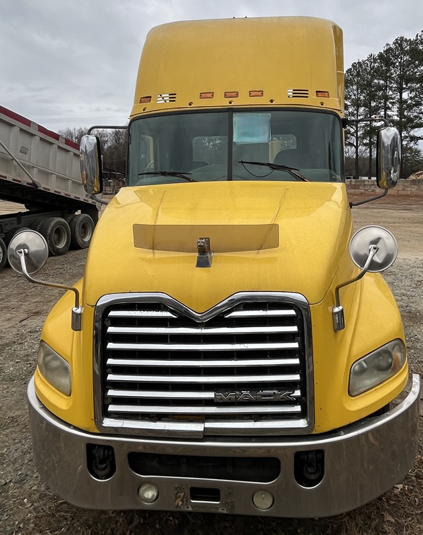 2009 MACK CXU 613 - view 3 of 20