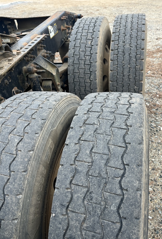 2009 MACK CXU 613 - Image 11