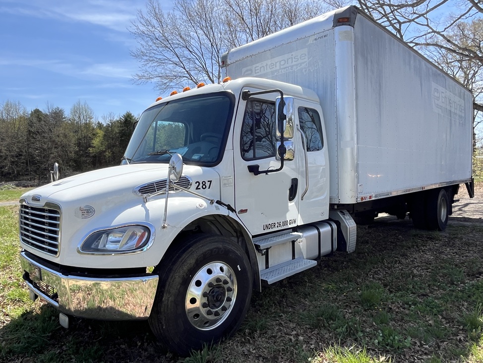 2022 FREIGHTLINER M2 - view 2 of 18