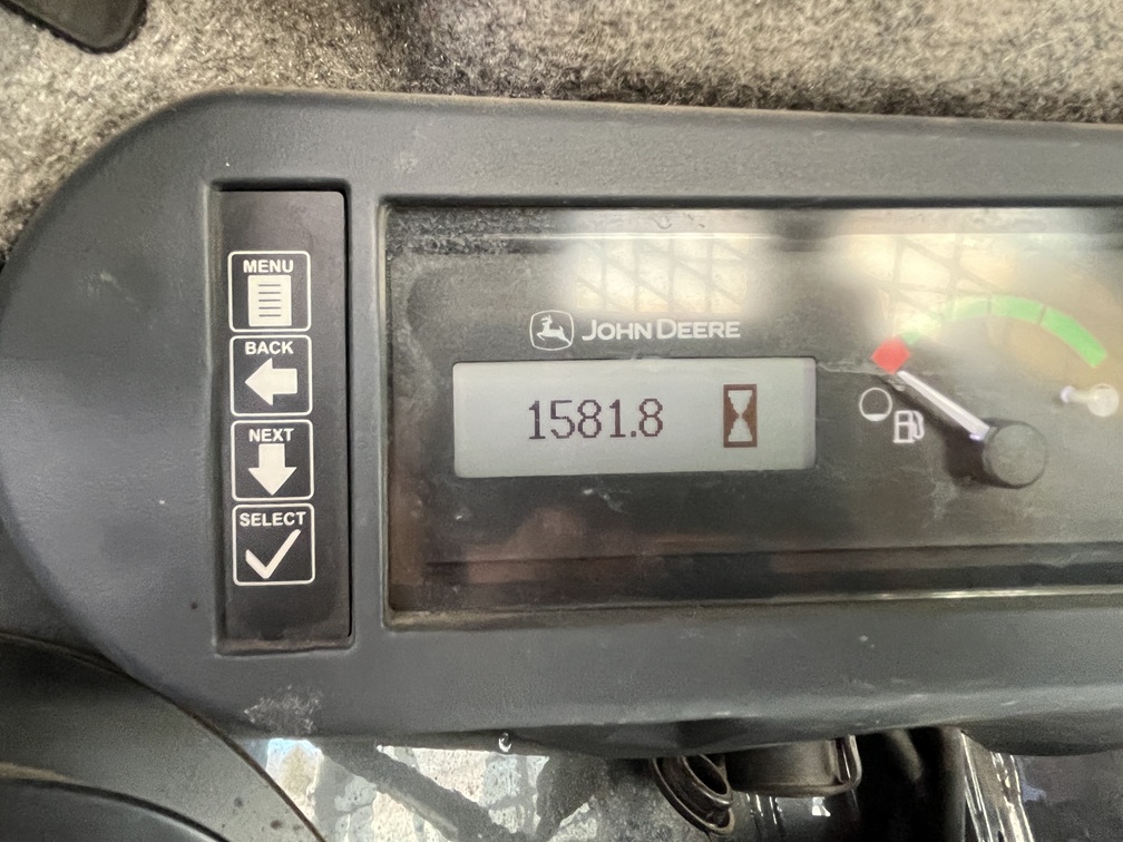 2016 DEERE 323 E - Image 12