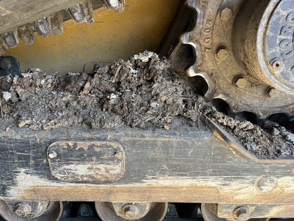 2016 DEERE 323 E - view 19 of 22