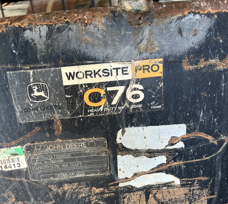 2016 DEERE 323 E - Image 21