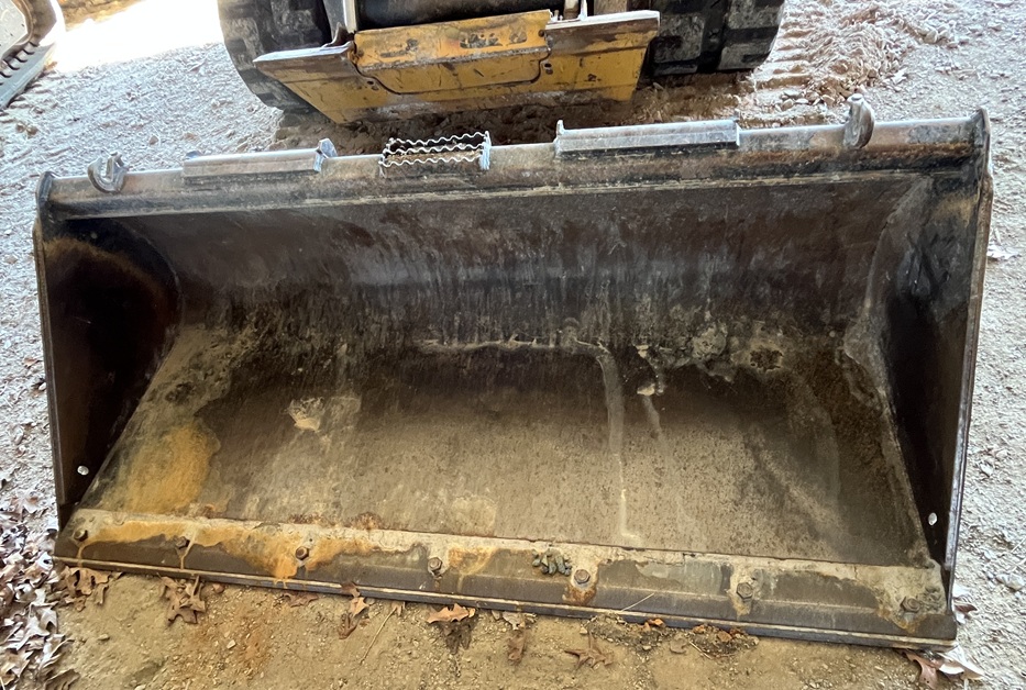 2016 DEERE 323 E - Image 22